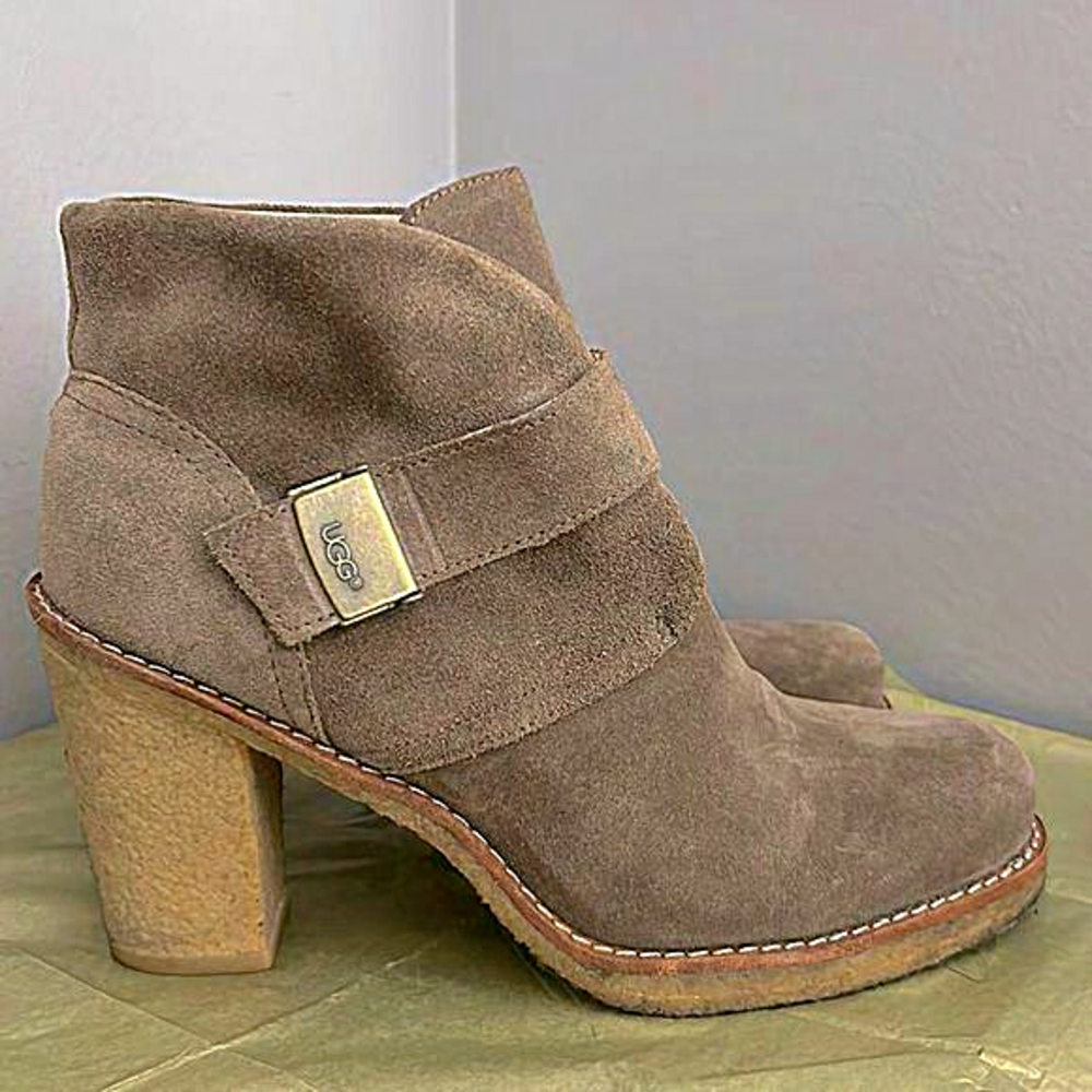 Ugg Leather Brienne Ankle‎ Boots
